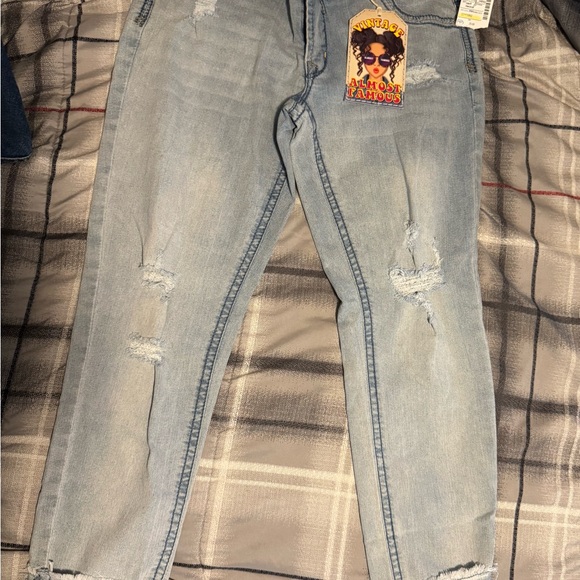 Almost Famous Vintage Light Blue Jeans - Picture 1 of 5